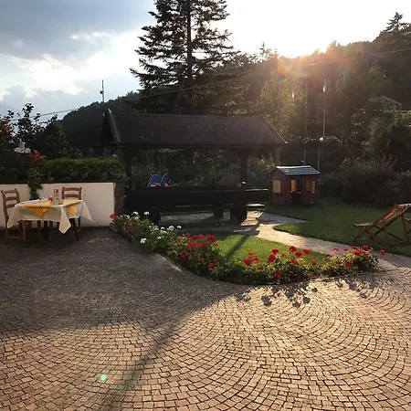 Monreal Bed and Breakfast Faedo